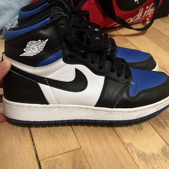 SOLD Mid Jordan 1 royal toe 8W/6.5Y(M) - Picture 4 of 8